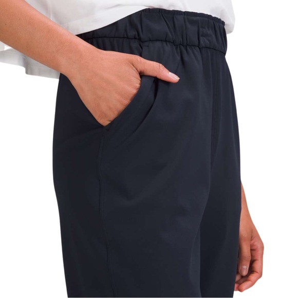 Lululemon Women’s Stretch High-Rise Pant [Full Length] - Picture 9 of 10